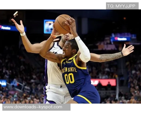 库明加:从刚果小镇崛起的篮球新星希望回馈故乡的梦想与努力 库明加:从刚果小镇崛起的篮球新星希望回馈故乡的梦想与努力