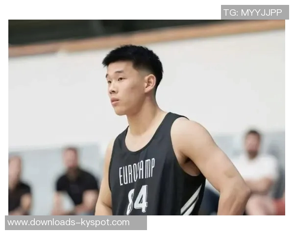 林葳在俄勒冈大学积极训练与队友们共同参与团建活动展现团队精神 林葳在俄勒冈大学积极训练与队友们共同参与团建活动展现团队精神