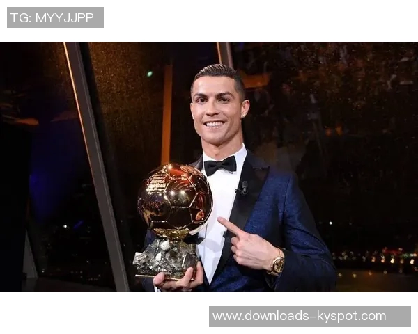 C罗荣获葡萄牙环球声望奖在社交媒体分享喜悦时刻 C罗荣获葡萄牙环球声望奖在社交媒体分享喜悦时刻