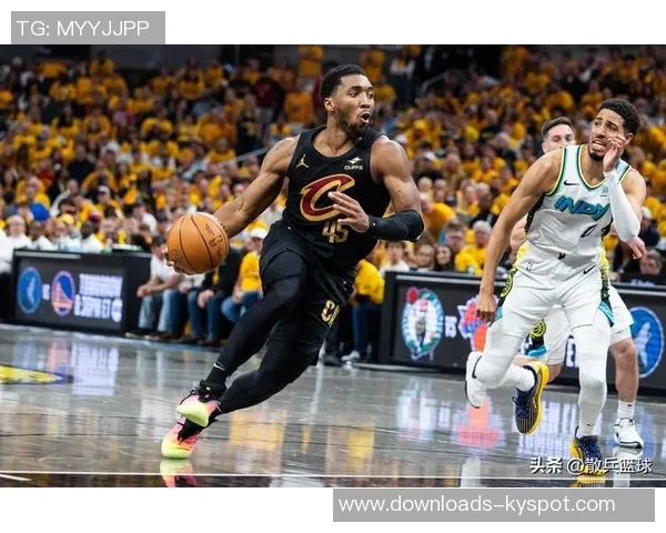 米切尔第三节伤退仅得15分2板2助球迷心痛不已遗憾难忍 米切尔第三节伤退仅得15分2板2助球迷心痛不已遗憾难忍