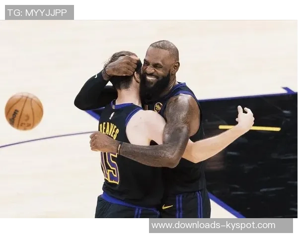 詹姆斯场均12助攻领跑联盟助攻榜引发美媒调侃评论 詹姆斯场均12助攻领跑联盟助攻榜引发美媒调侃评论