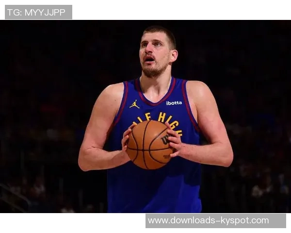 约基奇半场完美表现5投全中轻松拿下18分5篮板4助攻 约基奇半场完美表现5投全中轻松拿下18分5篮板4助攻