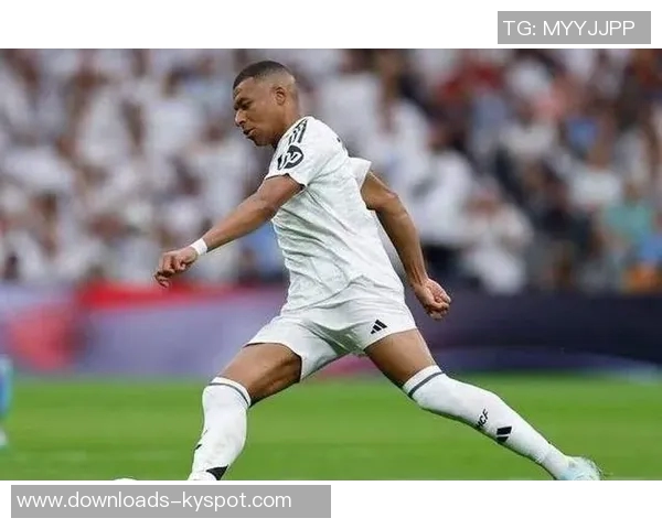 皇马进攻火力全开姆巴佩独揽20球助力球队争冠