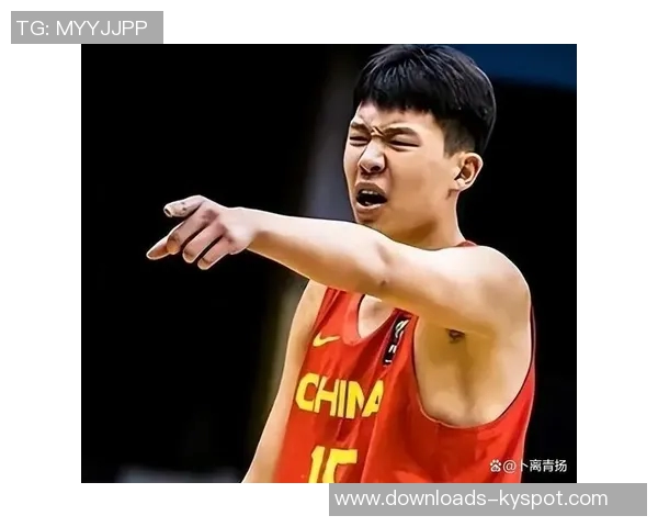 拓媒分析杨瀚森频繁尝试溜后门传球的战术效果与球队配合问题