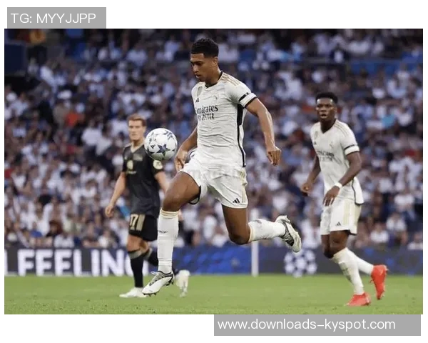 曼城遭遇失利仍显幸运曼联逐渐恢复球队秩序与状态